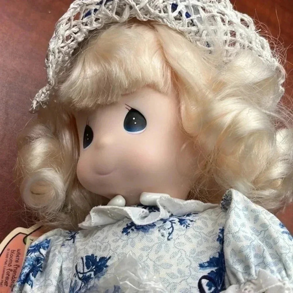 Precious moment baby doll - Picture 11 of 16